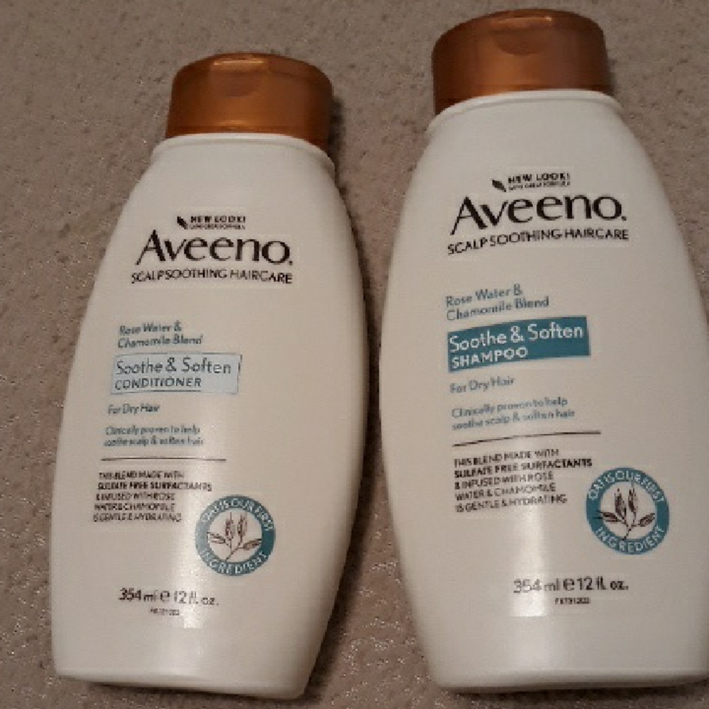 Soothe & Soften Rose Water & Chamomile Shampoo and Conditioner - White